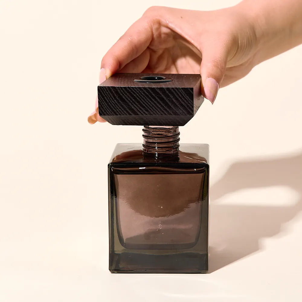 RU AIR - Juego de difusor de varillas de vidrio cuadrado con aroma oriental, ambientadores de aromaterapia con aceite