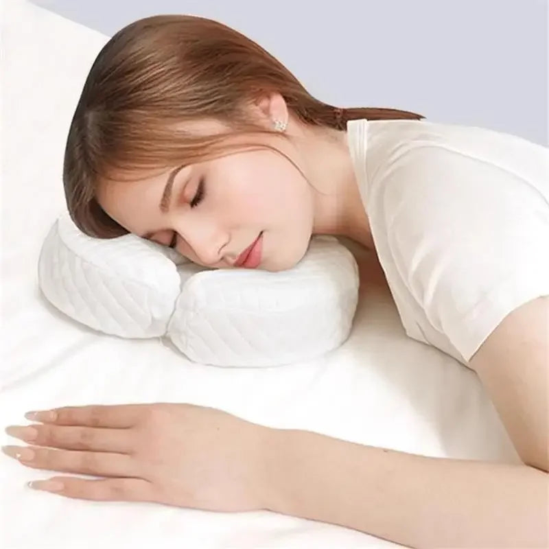 La belleza de la almohada para dormir lateral, mejora las arrugas, previene las arrugas del cuello, protege los ojos, los oídos y la cara, no compresa las orejas.